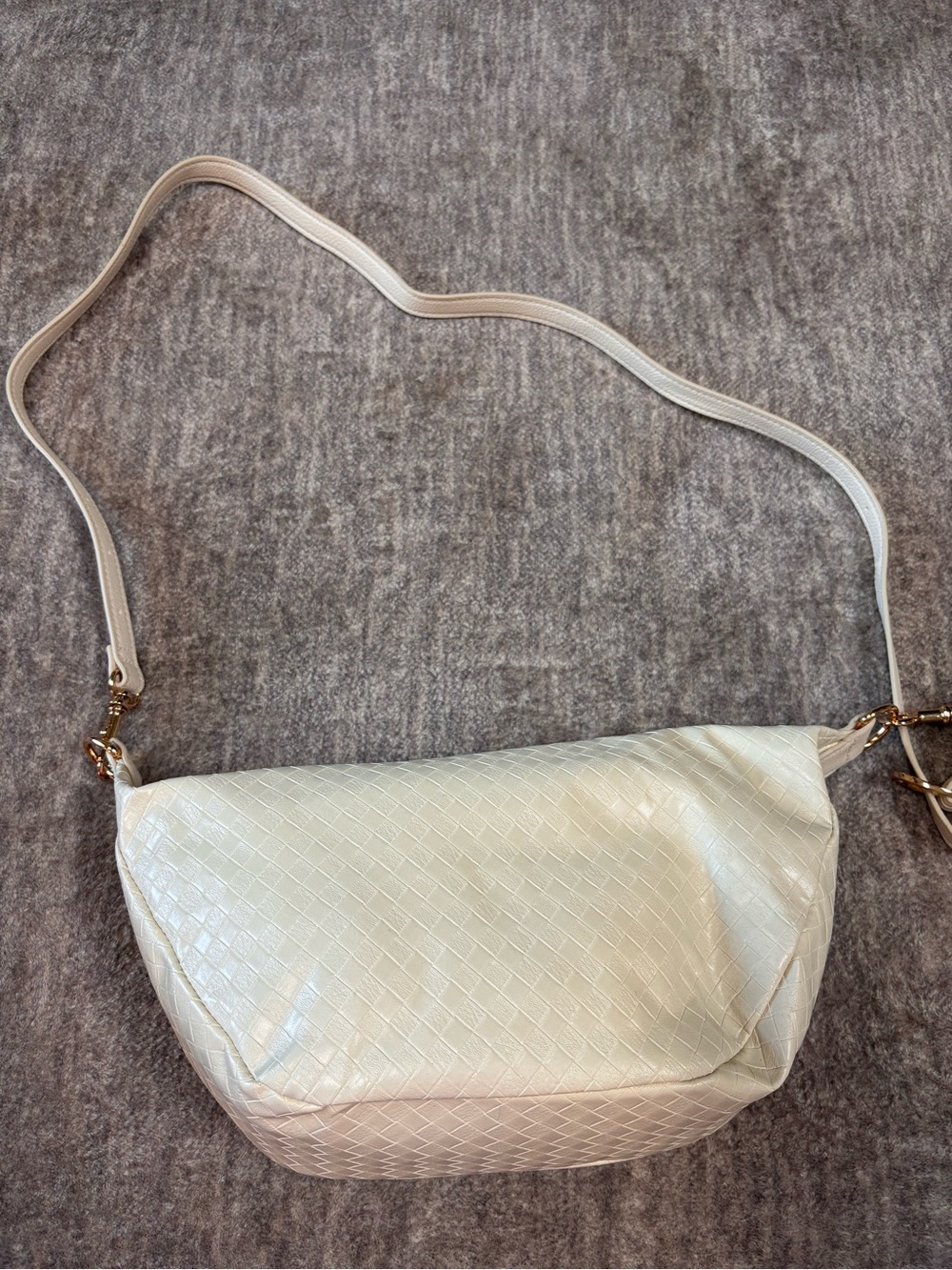 Universal Thread Cream Quilted Shoulder Bag with Adjustable Strap